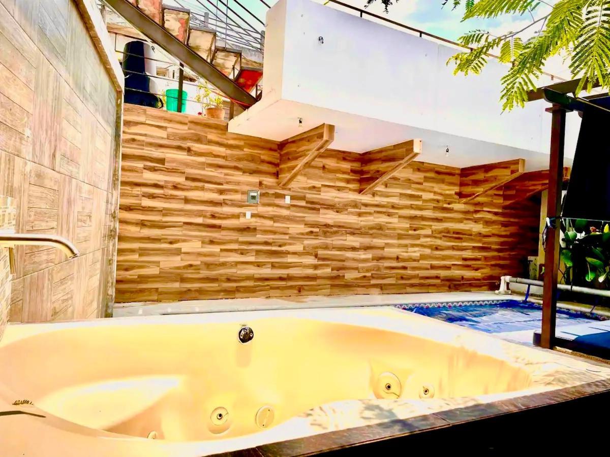 Апартаменты Loft Arte Y Diseno, Terraza, Asador, 3 Pantallas "Cuernavaca Somos El Unico Airbn Que Te Ofrece 2 Exclusivos Jacuzzis Profesionales Con Agua Caliente Y Sistema De Hidromasaje, Tipo Spa" Fraccionamiento Vigilancia 24 Horas Экстерьер фото