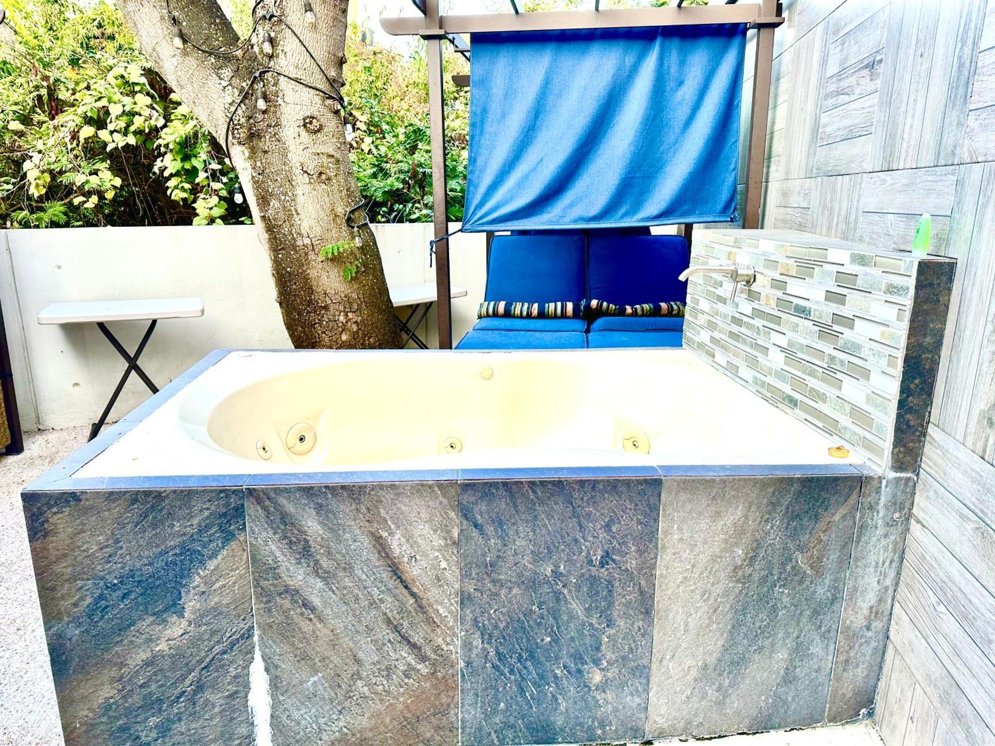 Loft Arte Y Diseno Alberca Climatizada, Amenidades Y Lujo, Terraza Privada Con Asador De Carbon, Cuernavaca Somos Los Unicos Que Te Ofrecemos Para Tu Uso Personal Y Exclusivo 2 Jacuzzis Con Agua Caliente Y Sistema De Hidromasaje Tipo Spa Экстерьер фото